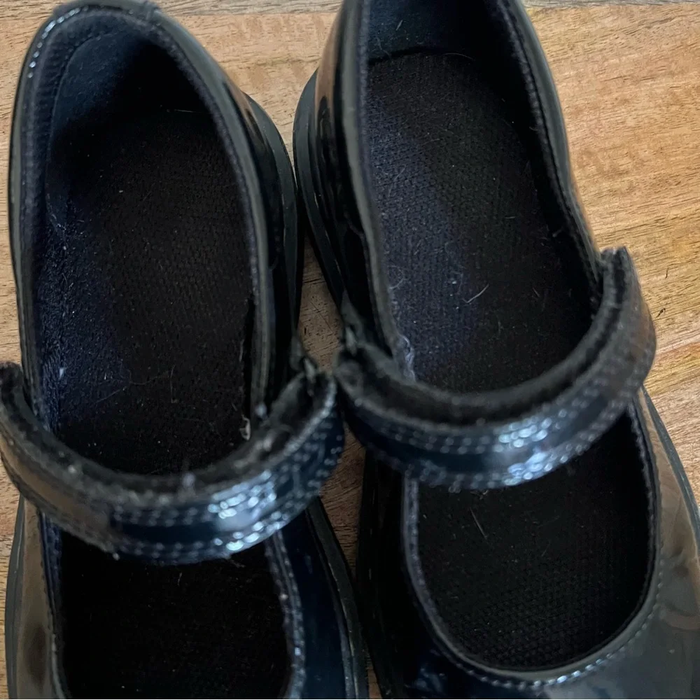 DR MARTENS JUNIOR MACCY BLACK PATENT LEATHER MARY JANE SHOES SIZE 1